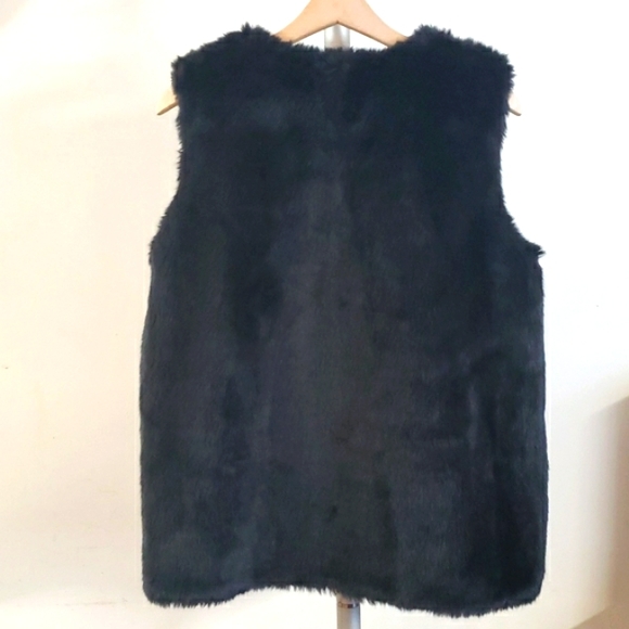 ALDO Faux Fur Vest - Black - Picture 3 of 9